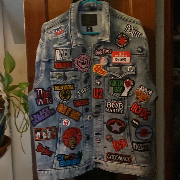 CUSTOM MADE DENIM JACKETS HATS BACKPACKS PURSES TEES HOODIES ⭐️🔥🎶🎧🎸🏈🏀⭐️🔥 - Picture 3 of 13